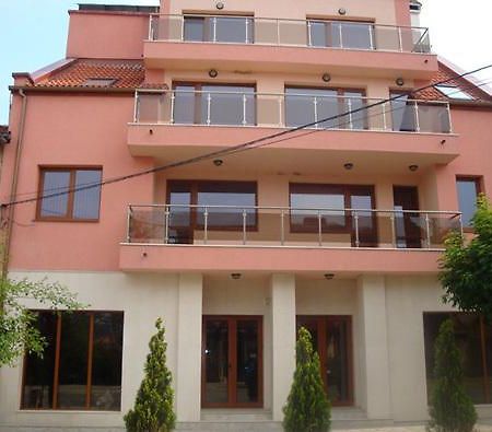 דולנה בניה Tzvetelina Palace Hotel מראה חיצוני תמונה