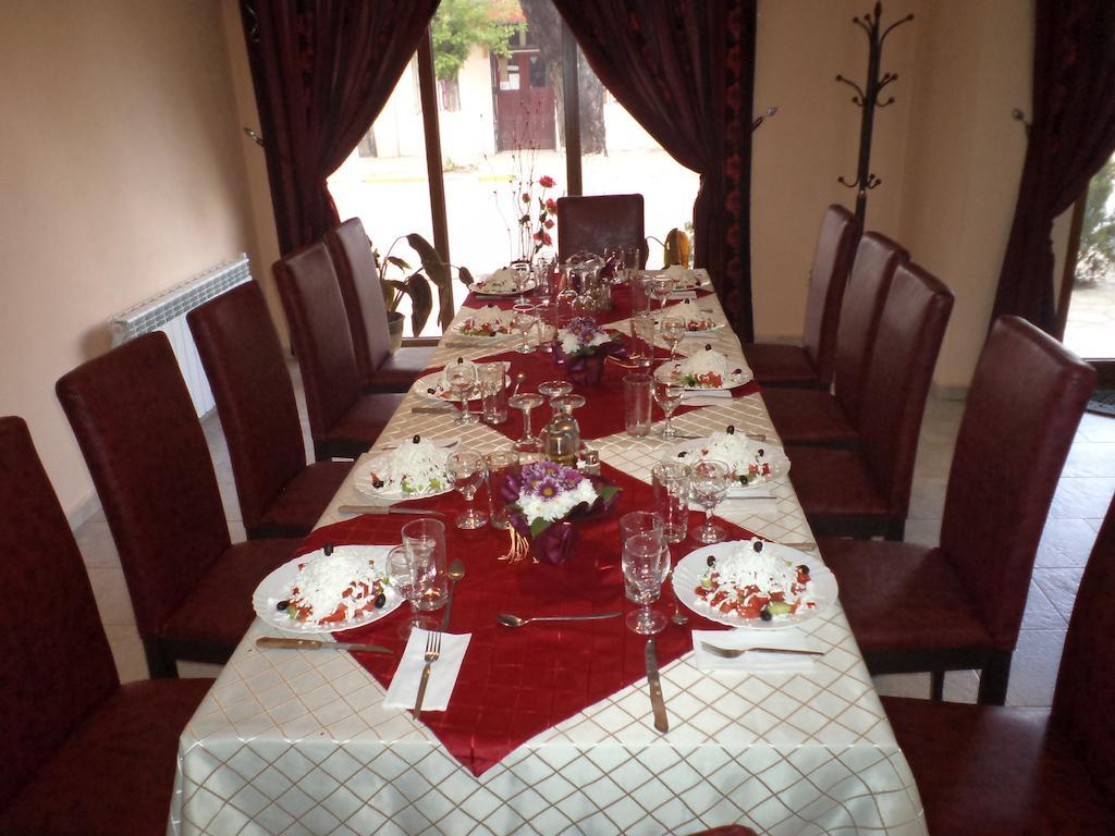 דולנה בניה Tzvetelina Palace Hotel מראה חיצוני תמונה