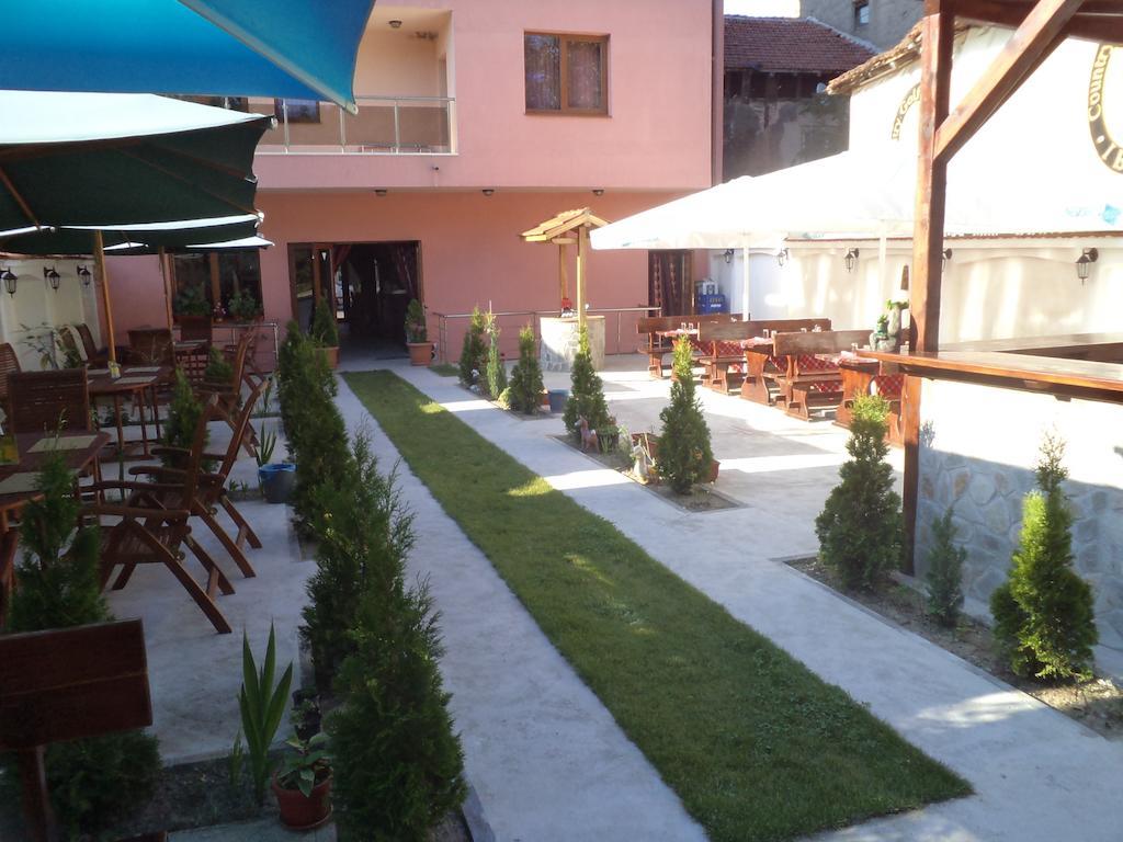דולנה בניה Tzvetelina Palace Hotel מראה חיצוני תמונה